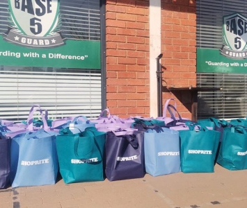 Food-Parcel-Donation1