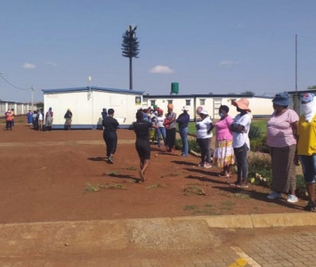Food-Parcels-Donation-to-the-3