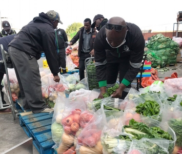 Vegetable-hampers-packaging-for-Metro-Police-Informal-Settlement3